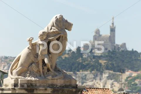 Boy & Lion Statue Stock Photos