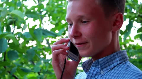 Boy With Phone Stockbeeldmateriaal 25426935