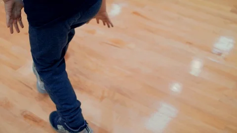 Boy playing with ball 스톡 동영상 105415350