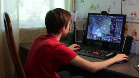 Boy playing computer game Stock-Footage 50965781