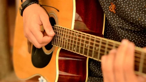 Boy playing guitar Vídeo Stock 97141327