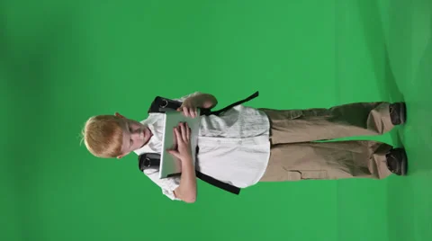 A boy is ready for the first day of school Vídeos de archivo 39514464