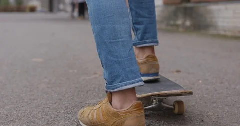 Boy rides a skateboard Stock Footage 98551245