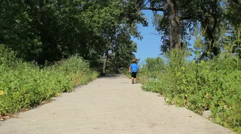 Boy running 動画素材 11860432