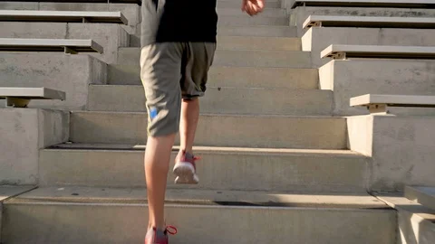 Boy Running On School Track 動画素材 102139652