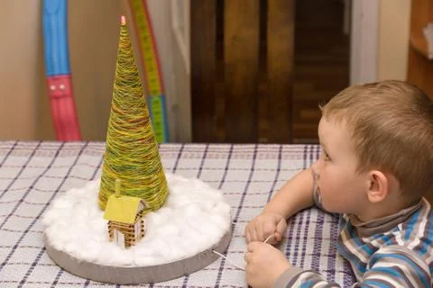 Boy sees herringbone Foto stock