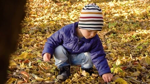 Boy In Shock - A young kid expression emotion of being in shock or surprised Stock Footage 83101303