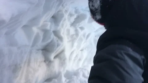 Boy in Snow Cave Trapped by Wall 스톡 동영상 105073306