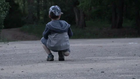 The boy squats in slow motion Stock Footage 91214810