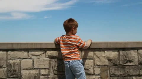 Boy throwing stones 動画素材 10911550