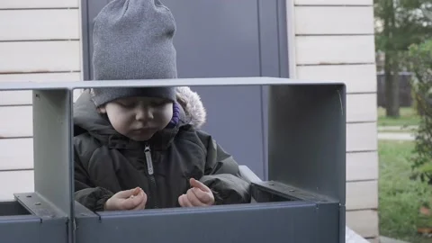 Boy throwing trash Stock-Footage 141945979