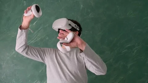 A boy in vr headset Stock Footage 252115715