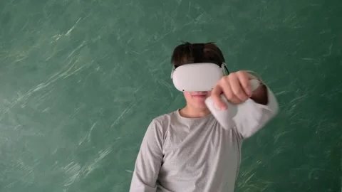 A boy in vr headset Stock Footage 252115873