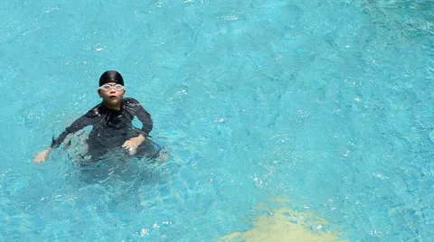 Boy was swimming. Video stock 43295097