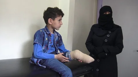 Boy without leg in hospital, Syria war 2017 Stock Footage 75956953