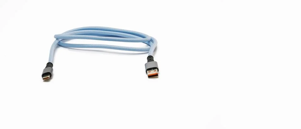 Braided USB C cable for connectivity and charging Stockfoto's