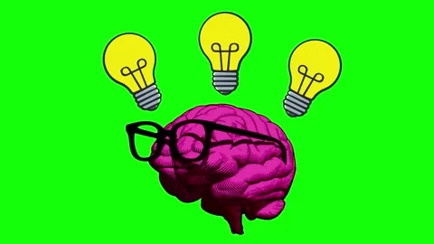 Brain and Light Bulb Motion Graphic – Idea and Creativity Concept on Green Backg Video stock 319595598