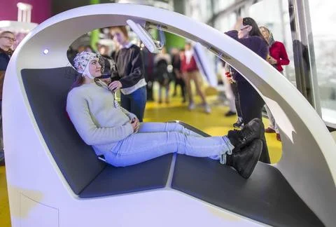  Brain-Computer Interfaces (BCI) - Geräte durch Gedankensteuerung kontroll.. 스톡 사진
