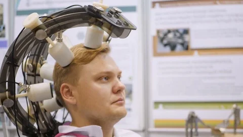 Brain research. The power of thought. Man controls remotely with the help of the Stock Footage 81519650
