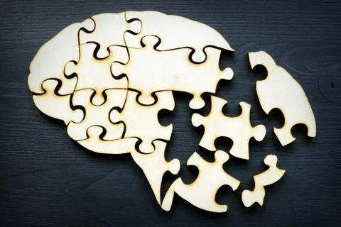 A brain shape from puzzles as a symbol of mental health and memory problems a 스톡 사진