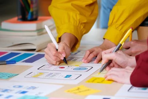 Brainstorm planing creative asian teamwork,  Close up of hands mobile phone a Foto stock