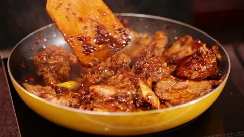 Braised pork chops with brown sauce (6) Stock Footage 202234832