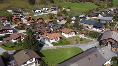Bramberg Dorf Ueberflug HD 스톡 동영상 340452771