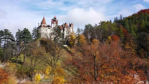 Bran Castle in Autumn Stock Footage 165759591