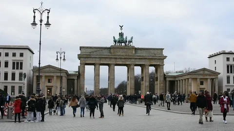 The Brandeburg Gate in Berlin. Video stock 101092239