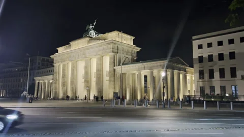 Brandenburg Gate in Berlin is dramatically illuminated (HDR Version) 库存影片 312824123