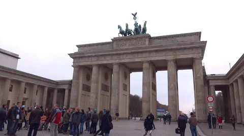 Brandenburg gate berlin Stock Footage 32864900