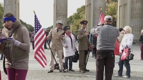 Brandenburg Gate in Berlin, Germany 動画素材 46609355