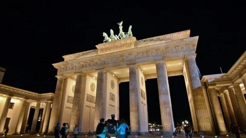 Brandenburg Gate in Berlin at night. Stockbeeldmateriaal 72349349