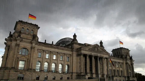 Brandenburger gate in berlin Stock-Footage 37198726