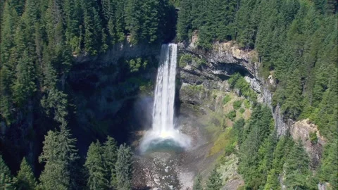 Brandywine Falls: approaching ammonite waterfall with rainbow 001 Stock Footage 145737654
