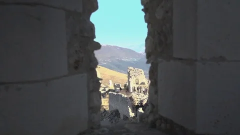 Breach in a Stone Fortress Vídeo Stock 84332052