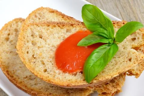 Bread and tomato sauce Stock-Fotos