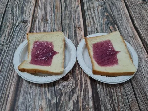Bread with blueberry jam Foto stock