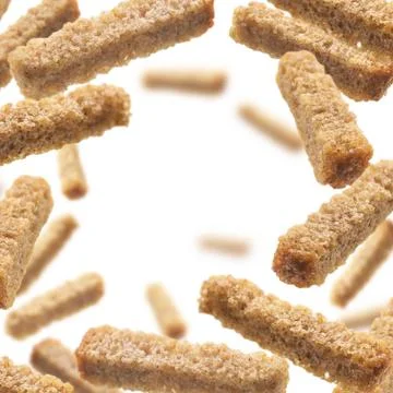 Bread croutons levitate on a white background Bread croutons levitate on a... Foto stock