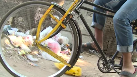 Bread delivery by bicycle Stock Footage 261295197