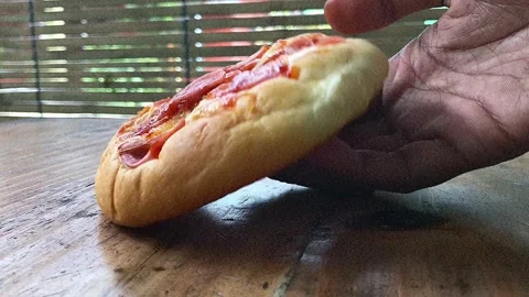 Bread Stock-Footage 325828994