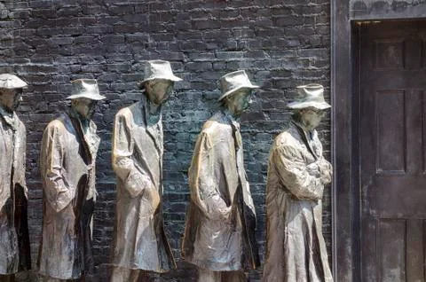 Bread Line At Roosevelt Memorial Stock Photos