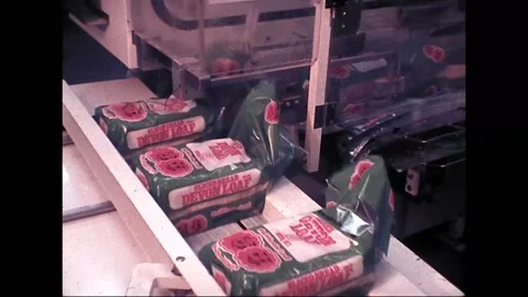 Bread Moves Along Australian Bakery Conveyor, 1979 Видео 339307806