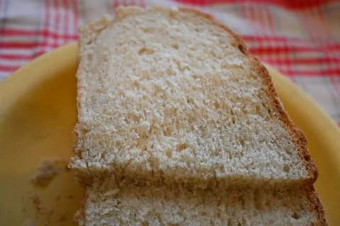 Bread on Plate Close-Up, Simple Living and Minimal Food Concept 写真素材