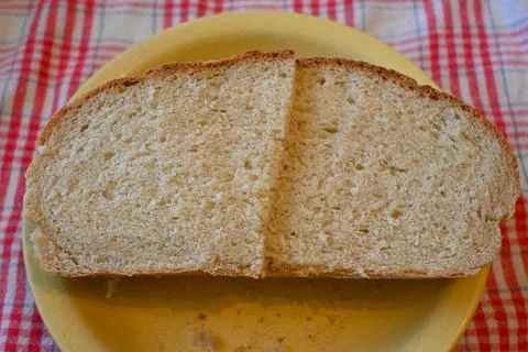 Bread on Plate Close-Up, Simple Living and Minimal Food Concept Fotos Stock