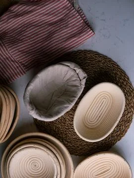 Bread Proofing basket, bannetons baskets for retarding raw dough before bakin Foto stock