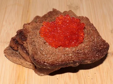 Bread with salmon 库存照片