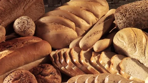  BREAD SELECTION  IN CLOSE UP TRACKING SHOT  Vidéo 62232684