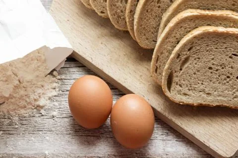 The bread is on the table. Sliced ​​and fresh Stock Photos