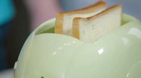 Bread in the toaster laid Music Kitchen 스톡 동영상 62400312